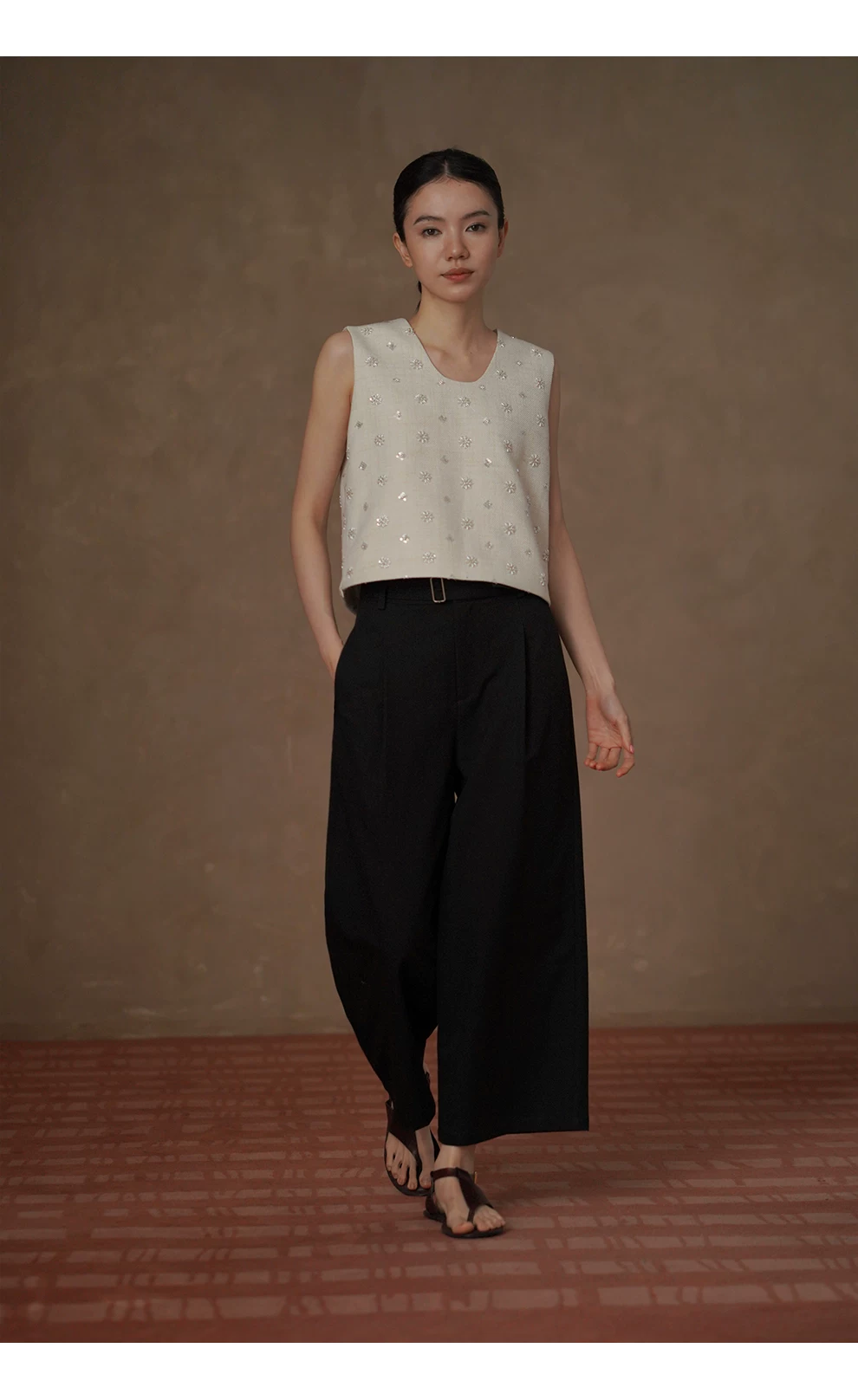 顯瘦亟需不挑人俐落簡約寬鬆高腰袋蓋通勤八分寬褲女,顯瘦亟需不挑人俐落簡約寬鬆高腰袋蓋通勤八分寬褲女,HBFS3025,顯瘦亟需不挑人俐落簡約寬鬆高腰袋蓋通勤八分寬褲女,親膚耐洗,調節腰圍