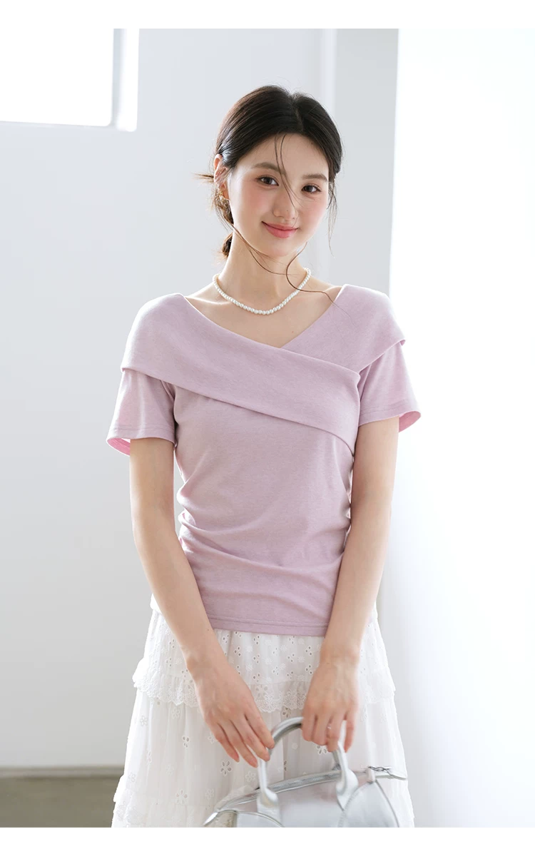 大尺碼法式氣質紫色T恤女2026新款夏季短袖高級感交叉V領上衣,大尺碼法式氣質紫色T恤女2026新款夏季短袖高級感交叉V領上衣,HBFS1168,大尺碼法式氣質紫色T恤女2026新款夏季短袖高級感交叉V領上衣,交叉V領,收腰顯瘦