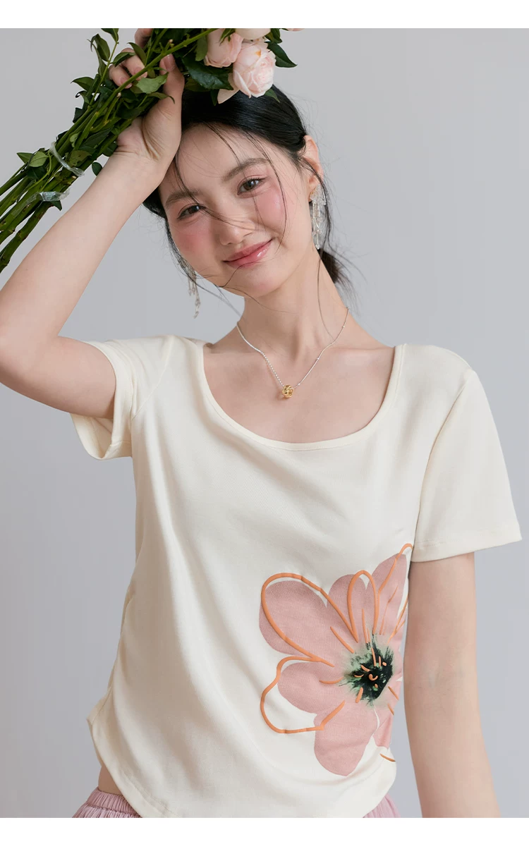 大尺碼女裝花朵印花U領T恤短袖女夏2026新款法式小資漂亮上衣,大尺碼女裝花朵印花U領T恤短袖女夏2026新款法式小資漂亮上衣,HBFS1174,大尺碼女裝花朵印花U領T恤短袖女夏2026新款法式小資漂亮上衣,U領造型,修身版型