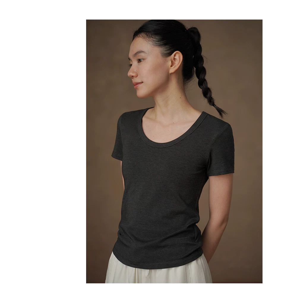 高知精緻通勤塔克線U領上衣顯瘦修身彈性短袖棉感T恤女,高知精緻通勤塔克線U領上衣顯瘦修身彈性短袖棉感T恤女,HBFS1204,高知精緻通勤塔克線U領上衣顯瘦修身彈性短袖棉感T恤女,彈性U領,合身顯瘦
