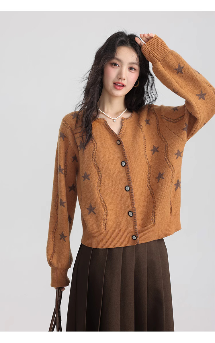 設計感毛衣女外套胖mm顯瘦針織衫開衫,設計感毛衣女外套胖mm顯瘦針織衫開衫秋冬內搭打底上衣,HBEW5987,設計感毛衣女外套胖mm顯瘦針織衫開衫,V領排扣,星星針織