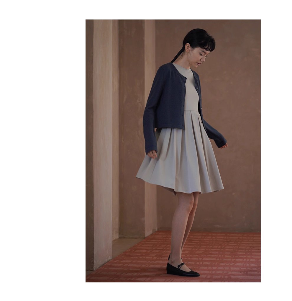 輕盈玲瓏百搭圓領短外套顯瘦正肩棉感針織通勤開襟衫女