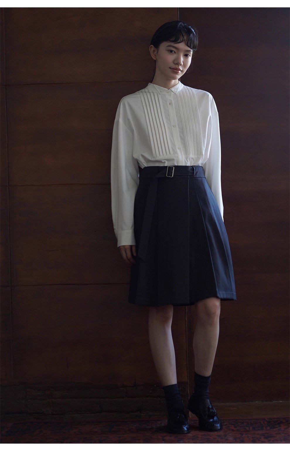 復古回潮小翻領精緻塔克線門襟經典H版型顯瘦通勤襯衫女