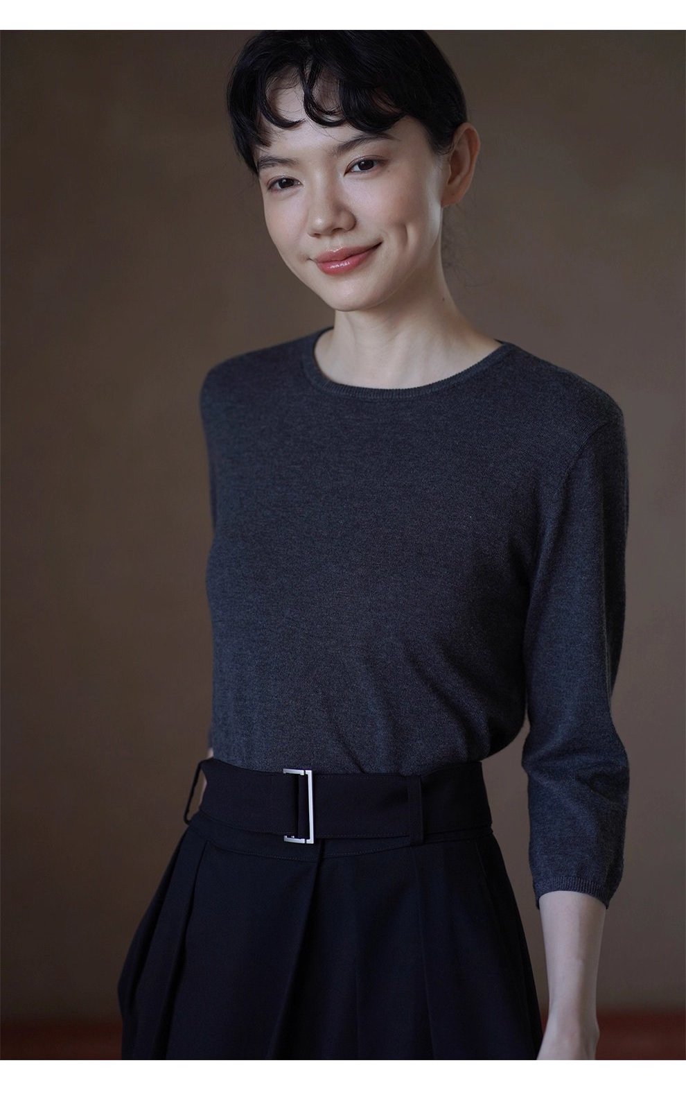 簡約仙品內搭羊毛混紡輕薄合身柔軟親膚圓領針織上衣女