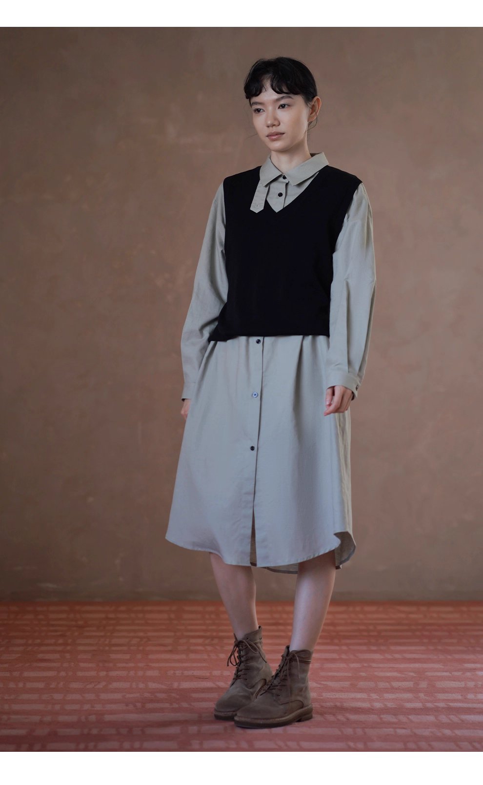 日常友善清透亞麻棉混紡襯衫領寬鬆H版型腰帶通勤洋裝