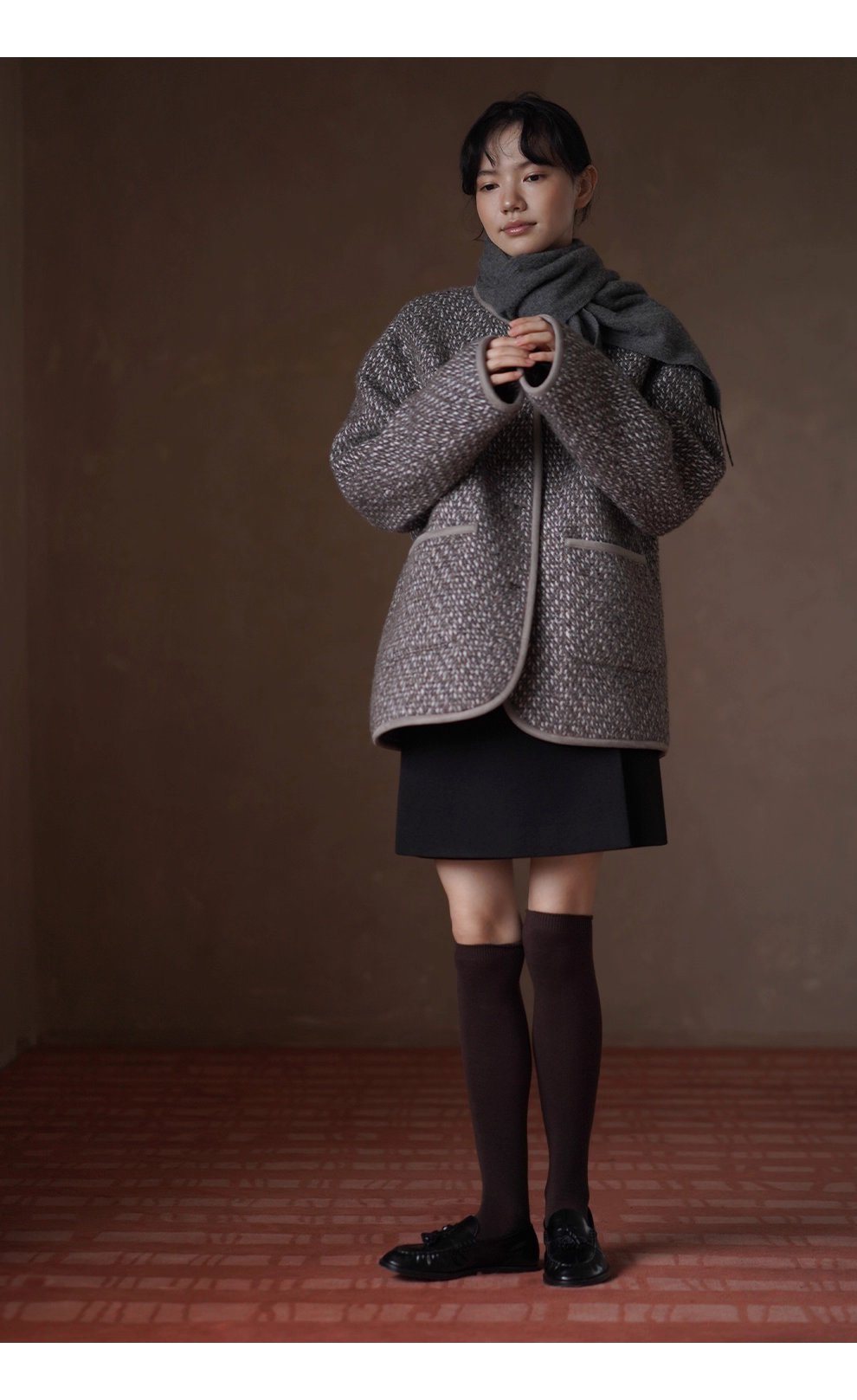 桑蠶絲綿羊毛混紡編織香香肌理寬鬆輪廓一手長夾棉大衣,桑蠶絲綿羊毛混紡編織香香肌理寬鬆輪廓一手長夾棉大衣,HBEW5095,桑蠶絲綿羊毛混紡編織香香肌理寬鬆輪廓一手長夾棉大衣,小香編織,羊毛混紡