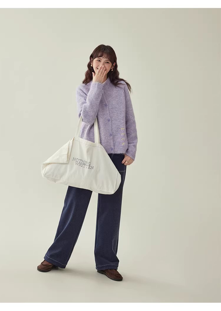 溫柔紫色小花羊毛毛衣開襟女冬新款圓領紐帶長袖上衣,溫柔紫色小花羊毛毛衣開襟女冬新款圓領紐帶長袖上衣,HBEW1157,溫柔紫色小花羊毛毛衣開襟女冬新款圓領紐帶長袖上衣,小花針織,羊毛混紡