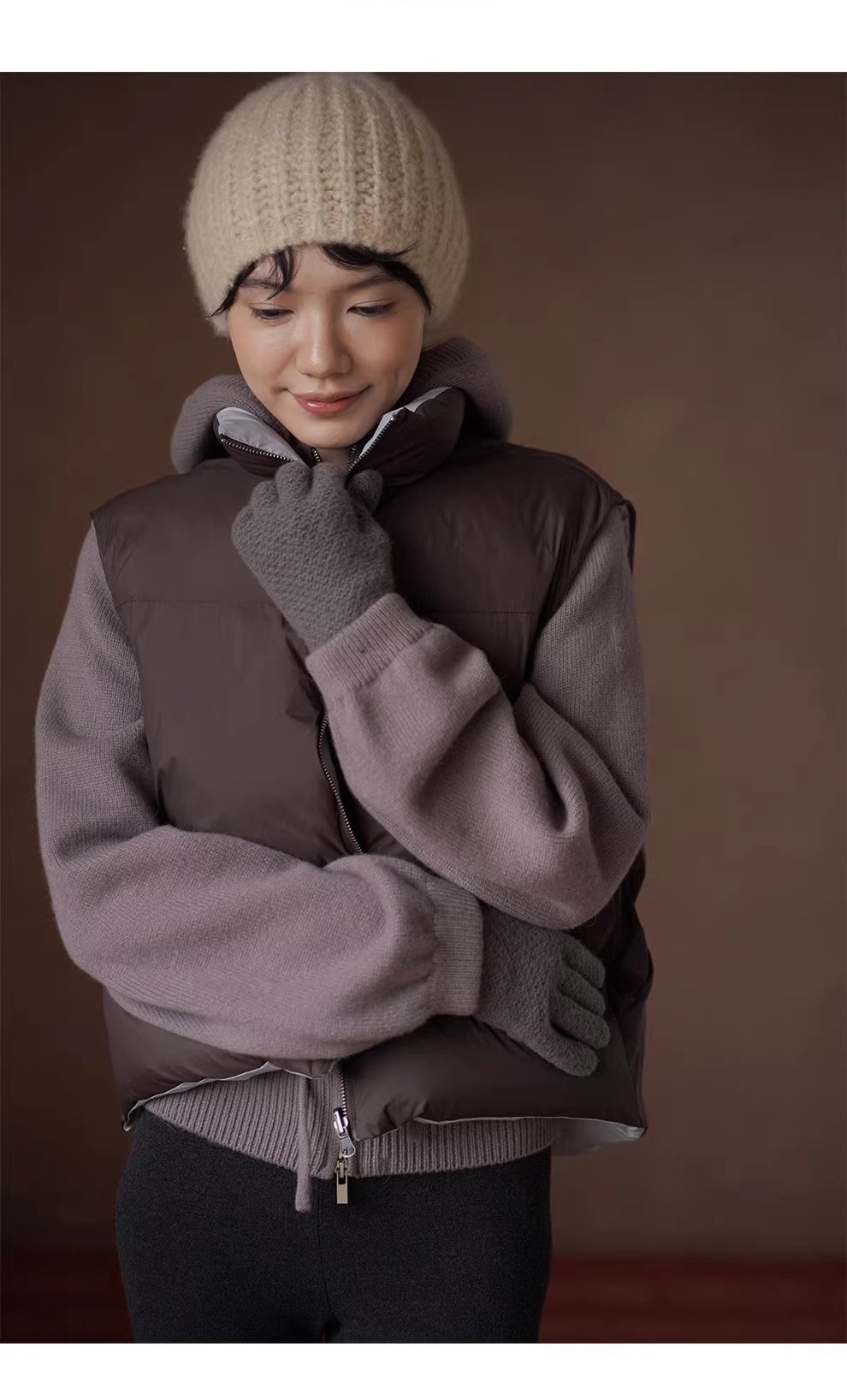 一衣多穿輕薄防風巧克力撞色蓬鬆疊穿短休閒棉服馬甲,一衣多穿輕薄防風巧克力撞色蓬鬆疊穿短休閒棉服馬甲,HBEW5119,一衣多穿輕薄防風巧克力撞色蓬鬆疊穿短休閒棉服馬甲,撞色拼接,蓬鬆輕盈