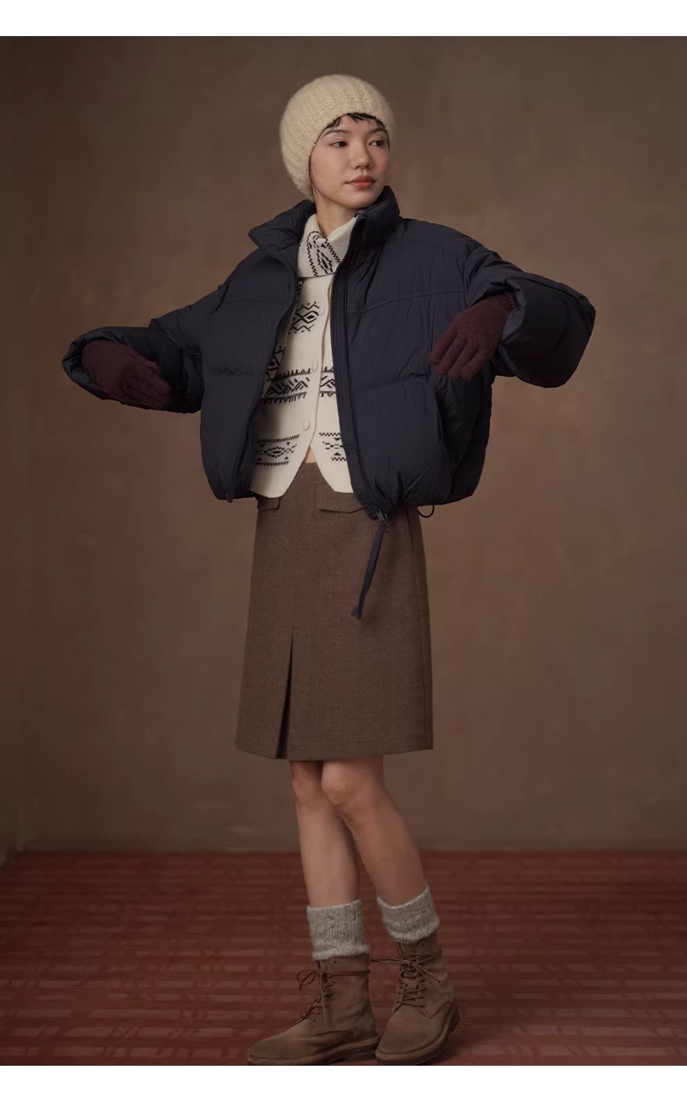 復古少女感綿羊毛混紡挺括呢料靈動褶襉高腰顯瘦半身裙,復古少女感綿羊毛混紡挺括呢料靈動褶襉高腰顯瘦半身裙,HBEW2042,復古少女感綿羊毛混紡挺括呢料靈動褶襉高腰顯瘦半身裙,口袋造型,羊毛混紡