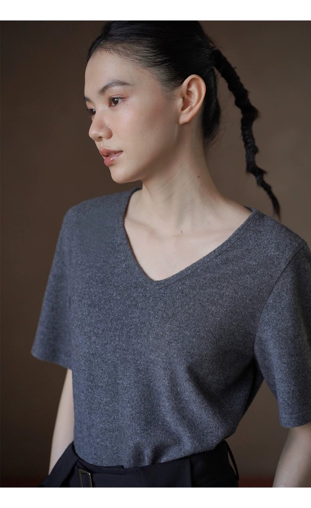 軟糯雲感T恤微寬鬆彈性V領基礎款不挑人百搭短袖上衣女,軟糯雲感T恤微寬鬆彈性V領基礎款不挑人百搭短袖上衣女,HBFS1027,軟糯雲感T恤微寬鬆彈性V領基礎款不挑人百搭短袖上衣女,貼身不悶,耐穿抗皺