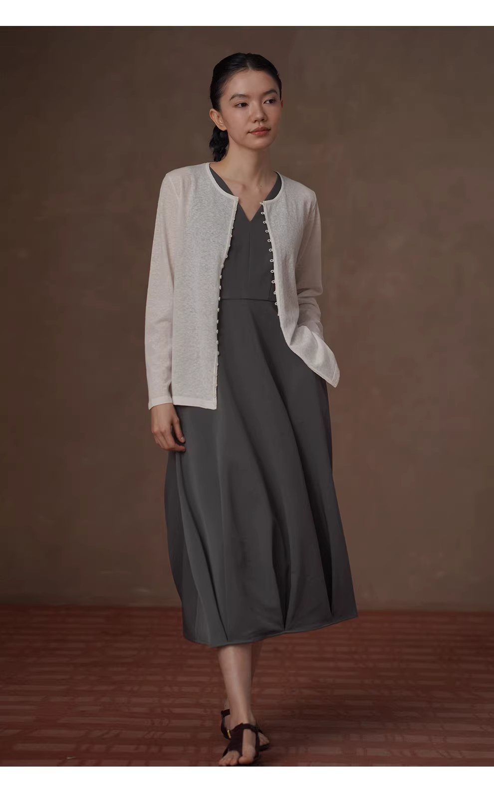 燕尾蝶優雅V領收腰挺括花苞下擺通勤顯瘦氣質背心洋裝,燕尾蝶優雅V領收腰挺括花苞下擺通勤顯瘦氣質背心洋裝,HBFS7024,燕尾蝶優雅V領收腰挺括花苞下擺通勤顯瘦氣質背心洋裝,挺版抗皺,A字修身