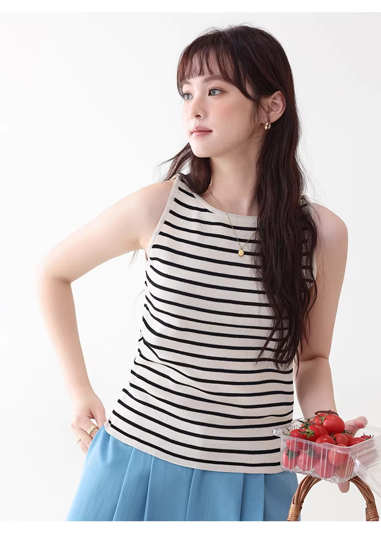 韓系撞色條紋無袖背心針織衫夏新款顯瘦內搭吊帶上衣,韓系撞色條紋無袖背心針織衫夏新款顯瘦內搭吊帶上衣,HBFS1092,韓系撞色條紋無袖背心針織衫夏新款顯瘦內搭吊帶上衣,無袖背心,條紋造型