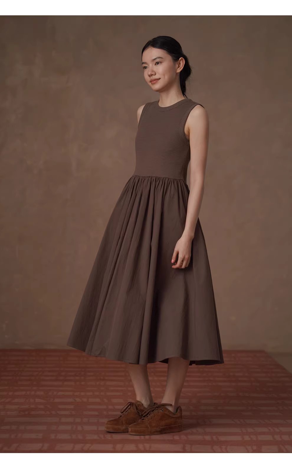 桑莓華夫格拼接高支棉混紡扭褶高腰顯瘦背心蓬蓬連身裙,桑莓華夫格拼接高支棉混紡扭褶高腰顯瘦背心蓬蓬連身裙,HBFS7041,桑莓華夫格拼接高支棉混紡扭褶高腰顯瘦背心蓬蓬連身裙,透氣不悶,高腰傘裙