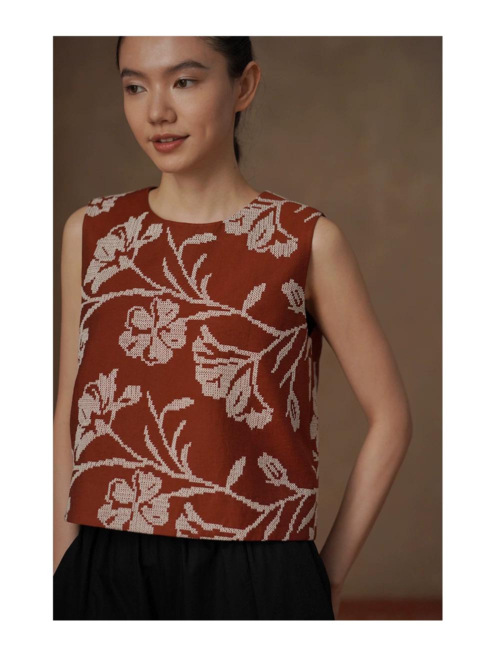 重工飽滿刺繡提花顯白圓領短版寬鬆無袖假日背心上衣女,重工飽滿刺繡提花顯白圓領短版寬鬆無袖假日背心上衣女,HBFS1329,重工飽滿刺繡提花顯白圓領短版寬鬆無袖假日背心上衣女,提花刺繡,顯白短版