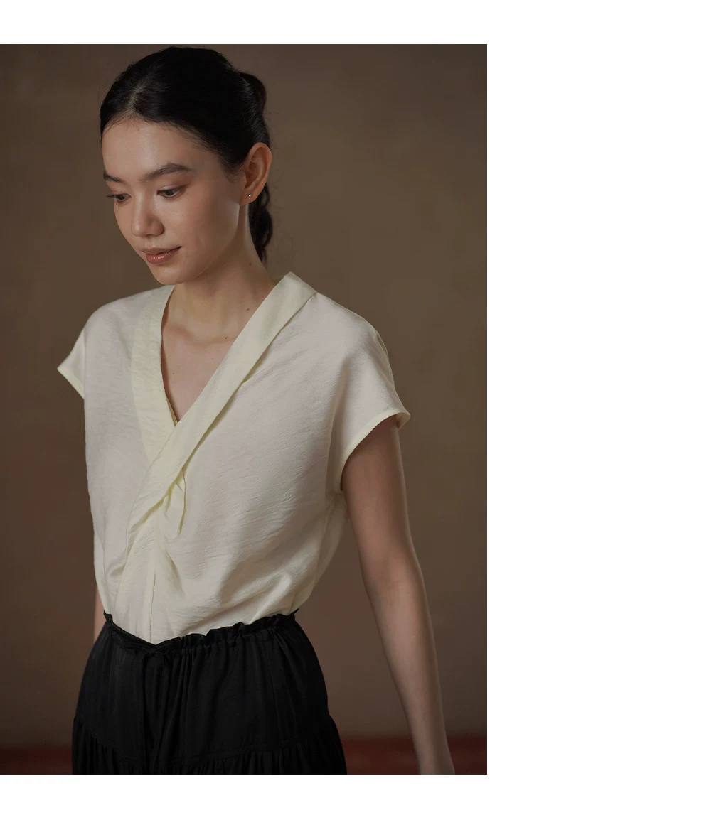 精緻姊姊交叉V領設計感優雅扭結收腰氣質垂順顯瘦上衣女,精緻姊姊交叉V領設計感優雅扭結收腰氣質垂順顯瘦上衣女,HBFS1365,精緻姊姊交叉V領設計感優雅扭結收腰氣質垂順顯瘦上衣女,交叉V領,優雅扭結