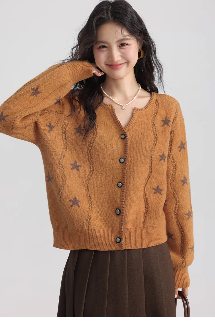 設計感毛衣女外套胖mm顯瘦針織衫開衫,設計感毛衣女外套胖mm顯瘦針織衫開衫秋冬內搭打底上衣,HBEW5987,設計感毛衣女外套胖mm顯瘦針織衫開衫,V領排扣,星星針織