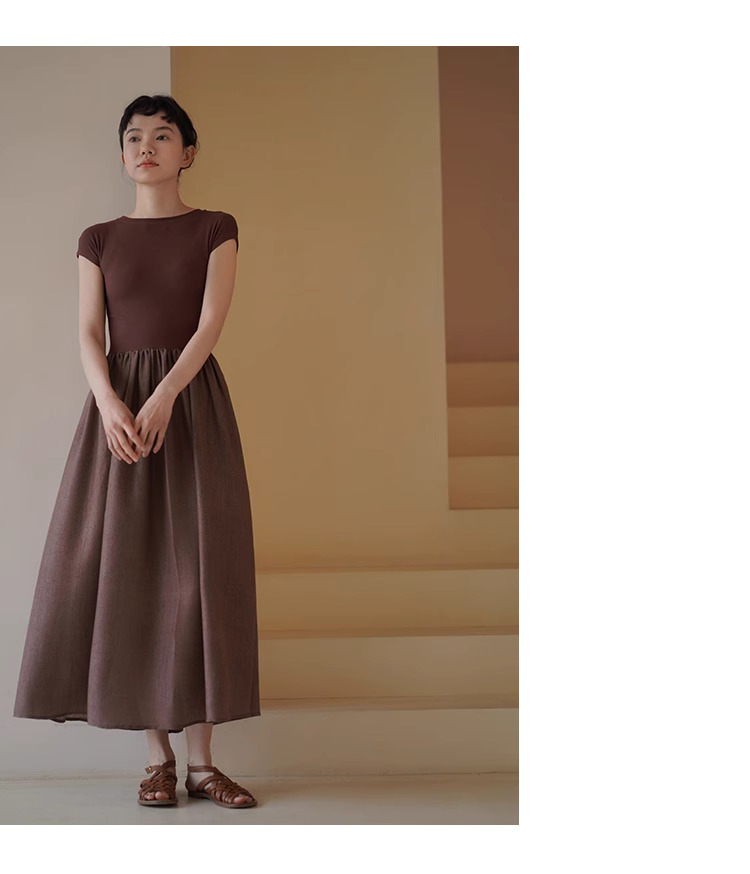 顯白特調赭紅彈性針織拼接大裙擺合身顯瘦梨形洋裝女