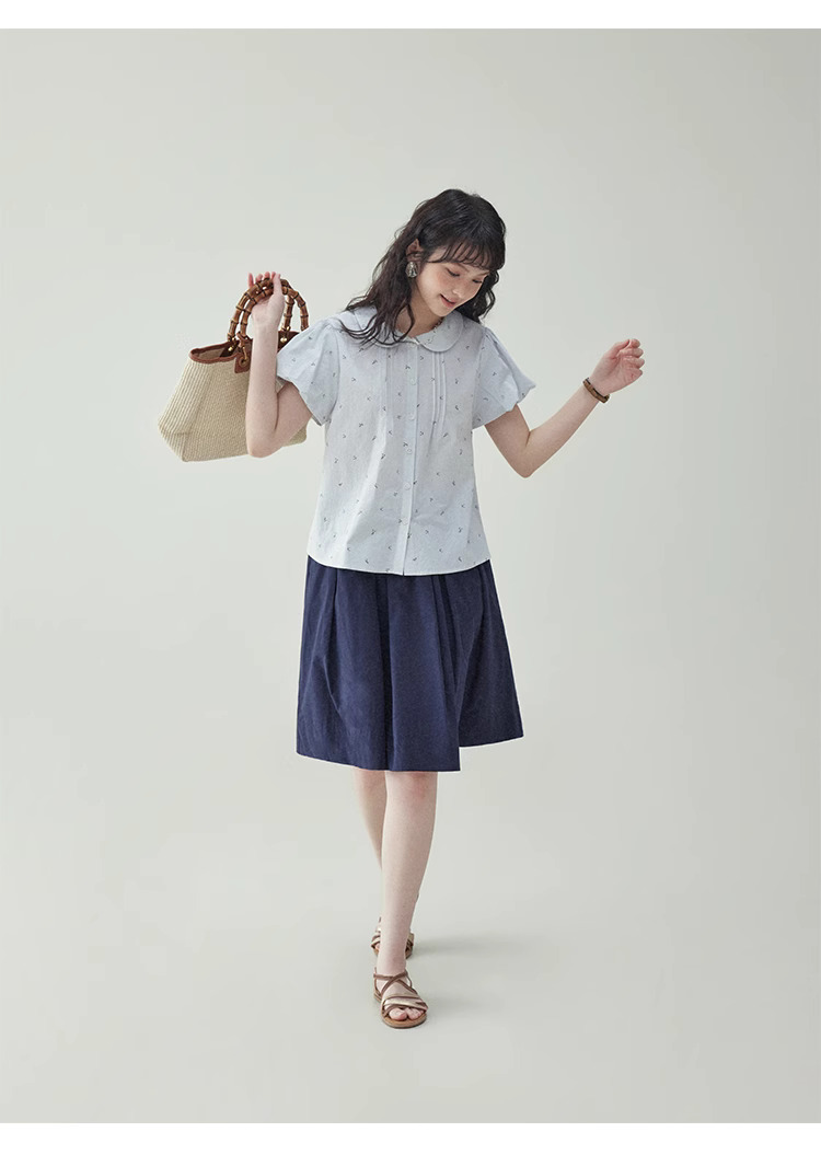 甜美泡泡袖純棉小花襯衫女夏季娃娃領單排扣上衣