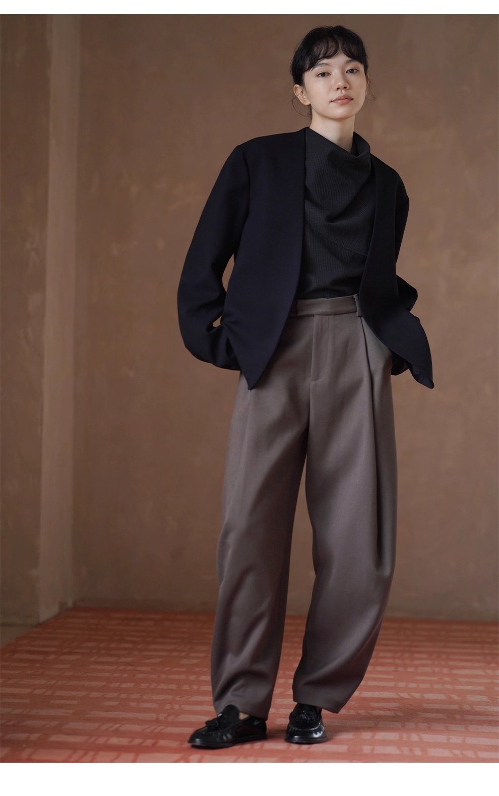 簡約時尚知識分子西裝寬鬆輪廓顯瘦V領高智感氣場外套女