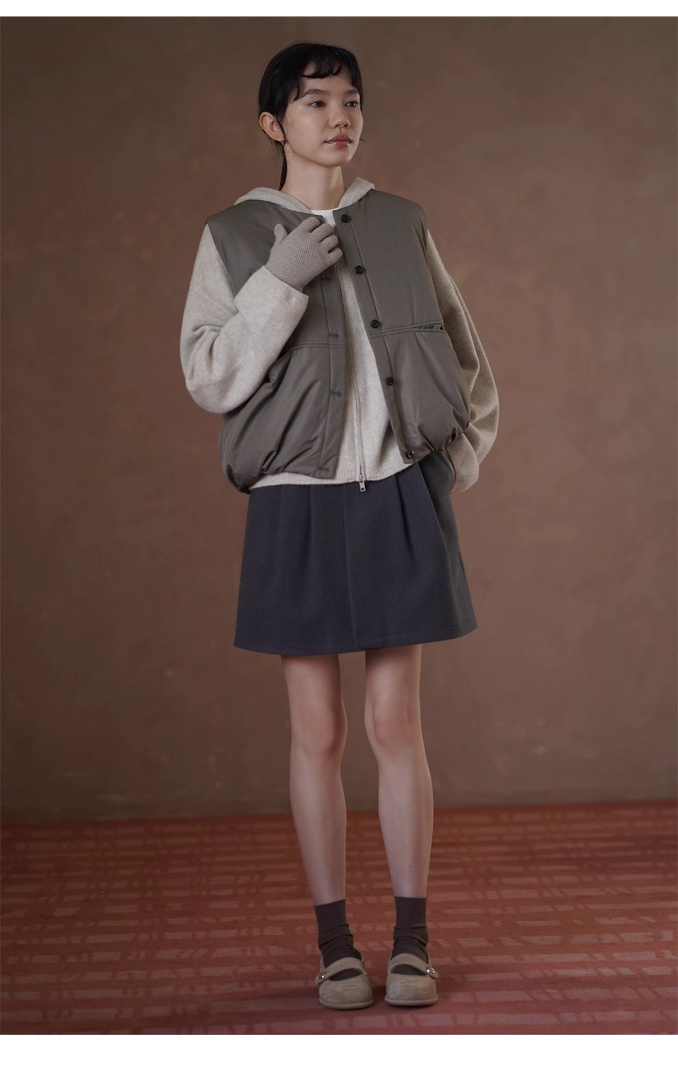 輕量保暖馬甲寬鬆H身型短款疊穿搭檔休閒圓領棉服外套女