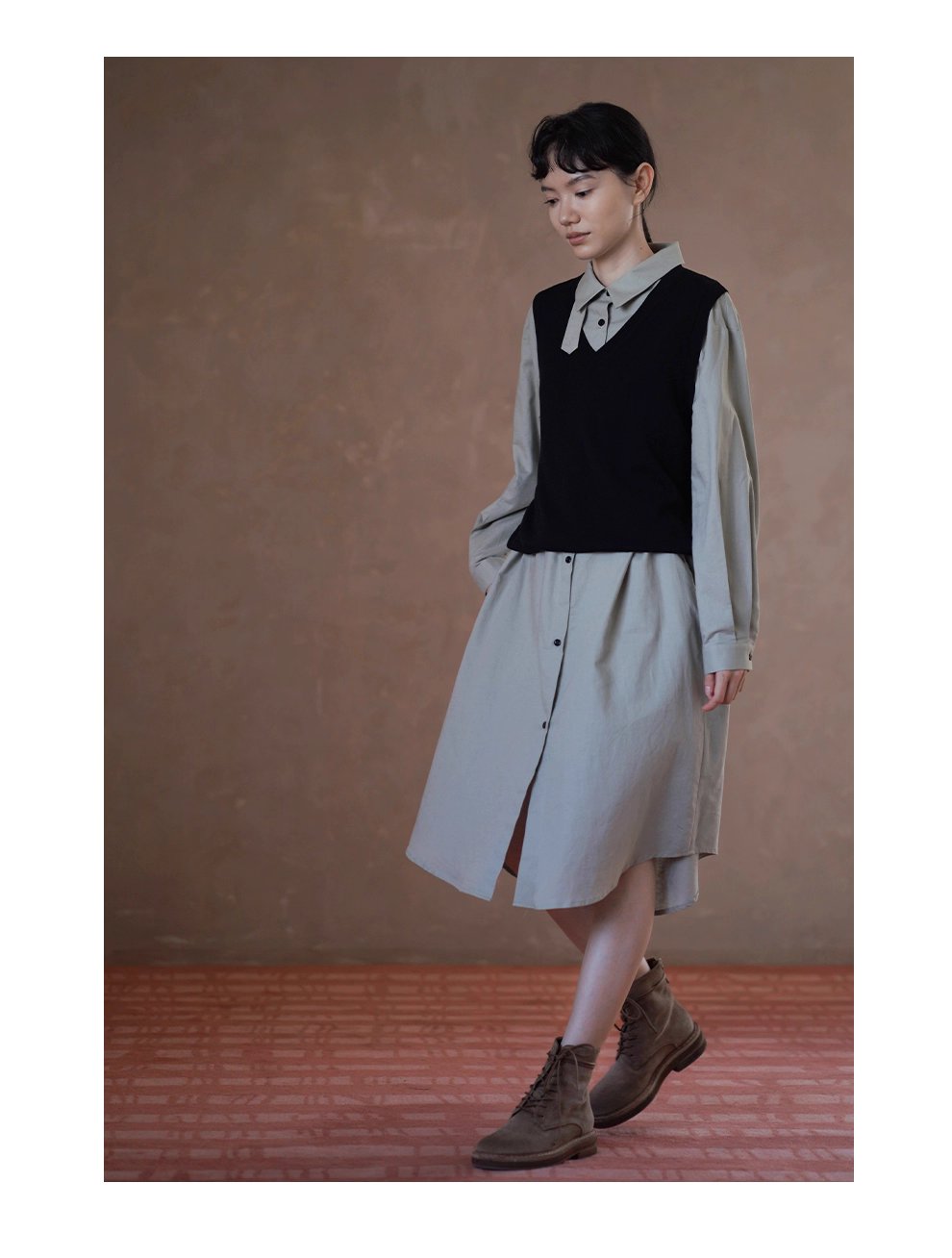 日常友善清透亞麻棉混紡襯衫領寬鬆H版型腰帶通勤洋裝