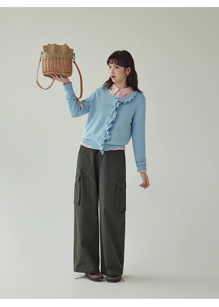 設計感木耳邊連結針織衫女秋季新款純棉長袖上衣,設計感木耳邊連結針織衫女秋季新款純棉長袖上衣,HBEW1096,設計感木耳邊連結針織衫女秋季新款純棉長袖上衣,圓領排扣,全棉面料