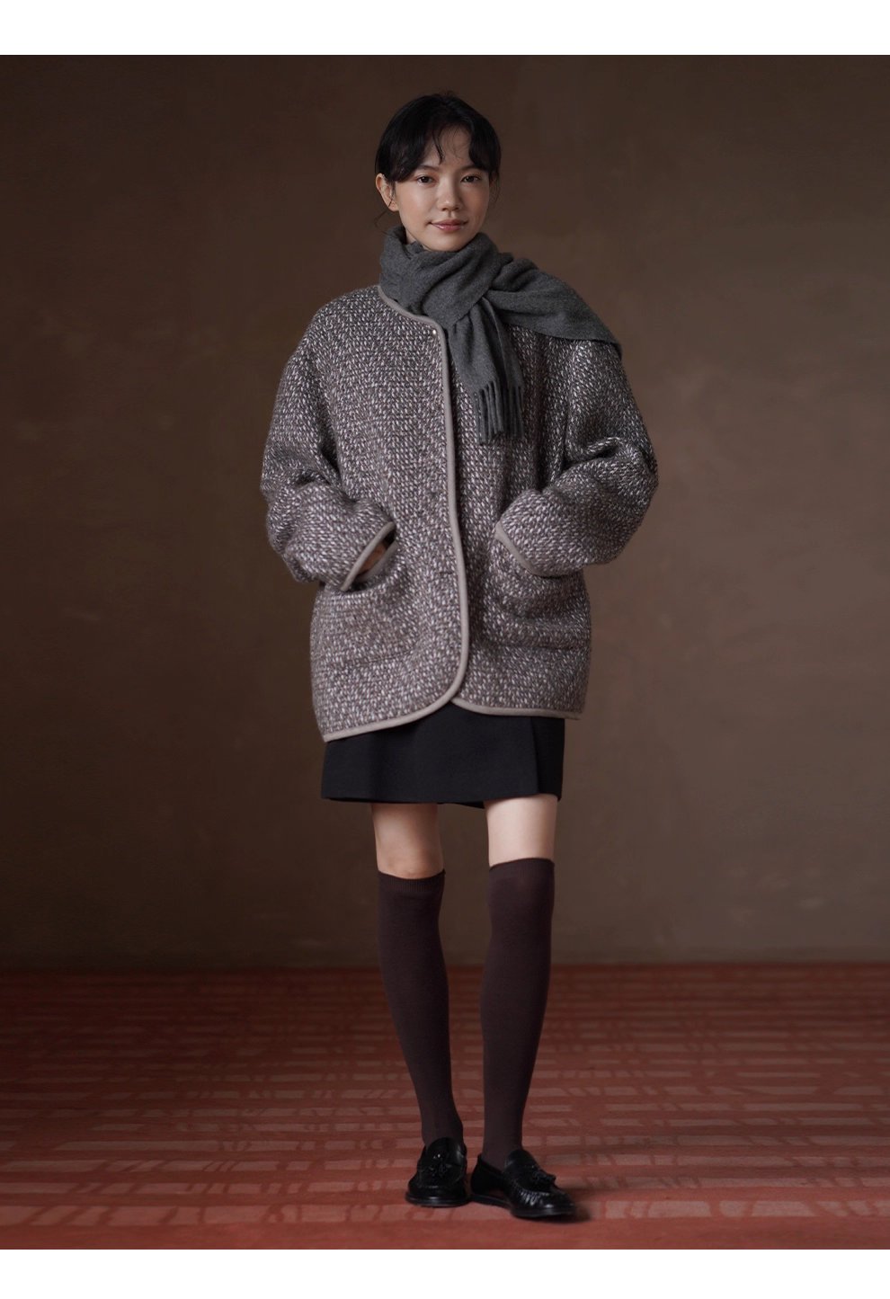 桑蠶絲綿羊毛混紡編織香香肌理寬鬆輪廓一手長夾棉大衣,桑蠶絲綿羊毛混紡編織香香肌理寬鬆輪廓一手長夾棉大衣,HBEW5095,桑蠶絲綿羊毛混紡編織香香肌理寬鬆輪廓一手長夾棉大衣,小香編織,羊毛混紡