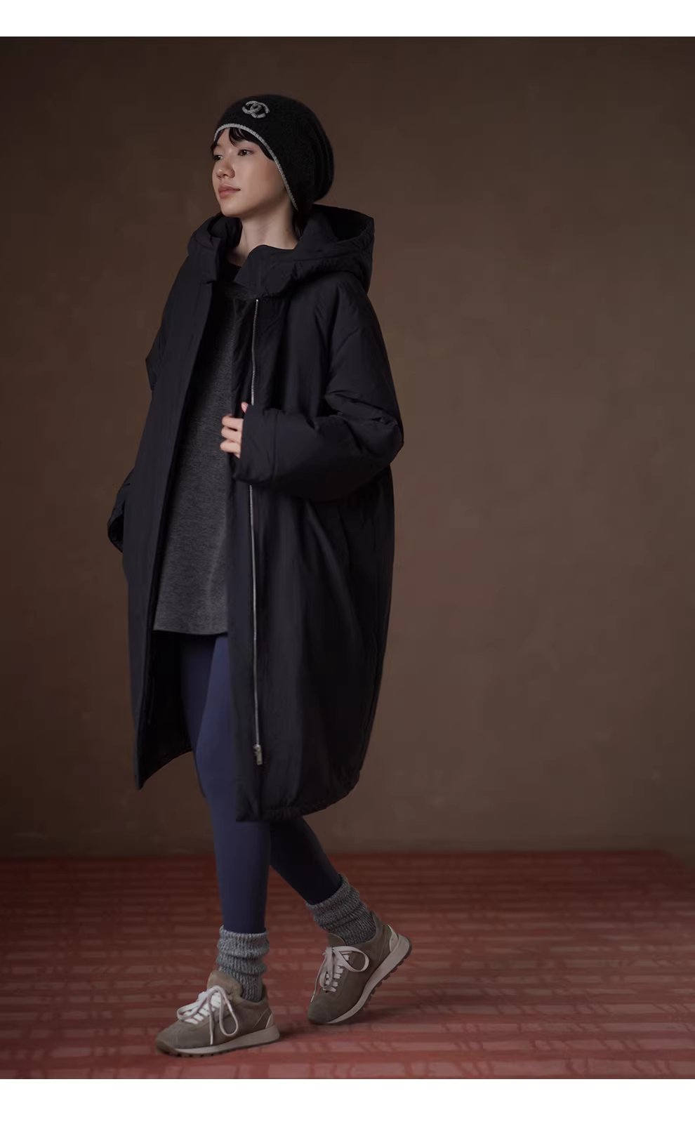 慵懶寬鬆毛感柔軟垂順薄呢圓領弧形下擺紐扣設計顯瘦T恤,慵懶寬鬆毛感柔軟垂順薄呢圓領弧形下擺紐扣設計顯瘦T恤,HBEW1141,慵懶寬鬆毛感柔軟垂順薄呢圓領弧形下擺紐扣設計顯瘦T恤,簡單有型,毛呢面料