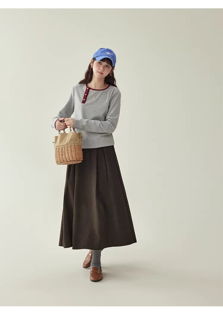 撞色斜領內搭長袖T恤女25冬季新款簡約寬鬆上衣,撞色斜領內搭長袖T恤女25冬季新款簡約寬鬆上衣,HBEW1145,撞色斜領內搭長袖T恤女25冬季新款簡約寬鬆上衣,側排扣,舒適面料