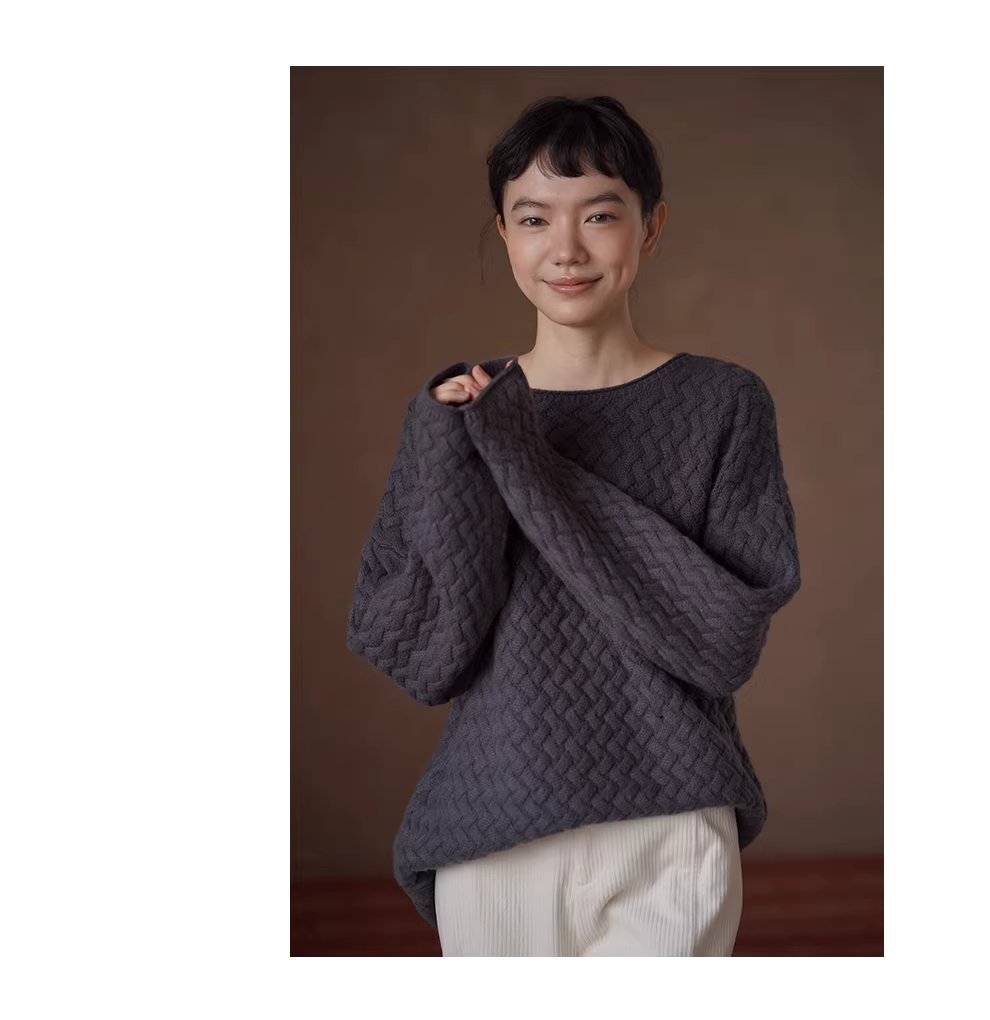 慵懶鬆弛立體編織提花肌理柔軟100羊毛寬鬆顯瘦圓領毛衣,慵懶鬆弛立體編織提花肌理柔軟100羊毛寬鬆顯瘦圓領毛衣,HBEW1165,慵懶鬆弛立體編織提花肌理柔軟100羊毛寬鬆顯瘦圓領毛衣,立體編織,羊毛100%