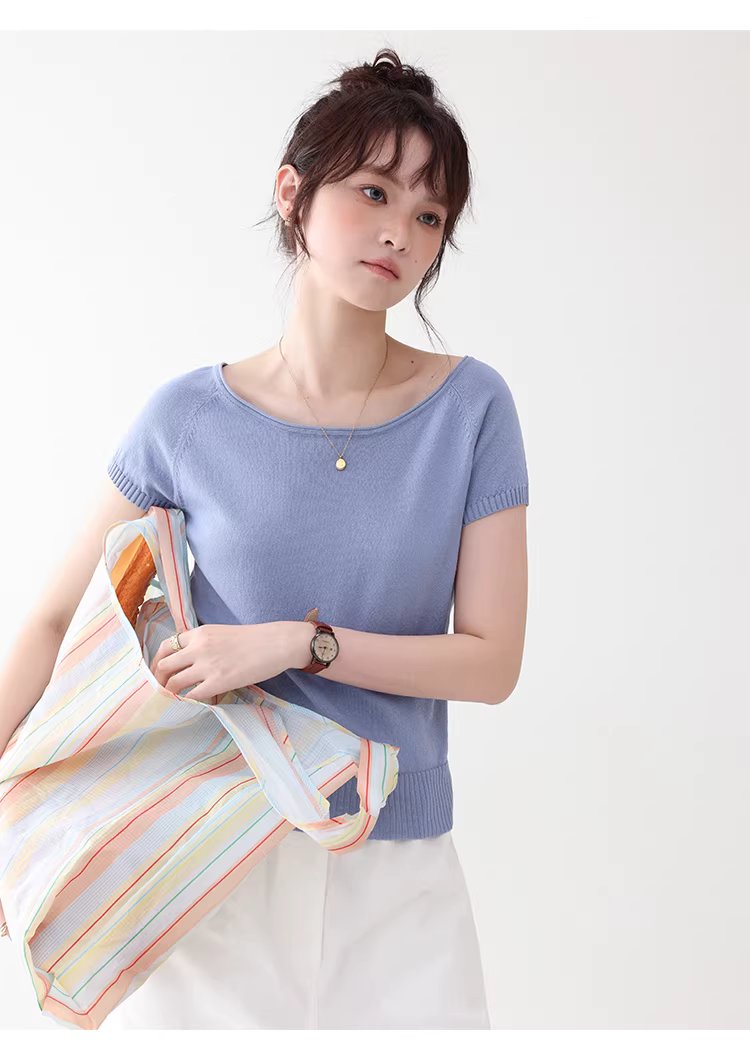 純色小一字領側開叉針織衫女夏新款慵懶顯瘦短袖上衣,純色小一字領側開叉針織衫女夏新款慵懶顯瘦短袖上衣,HBFS1051,純色小一字領側開叉針織衫女夏新款慵懶顯瘦短袖上衣,側邊開衩,薄款針織