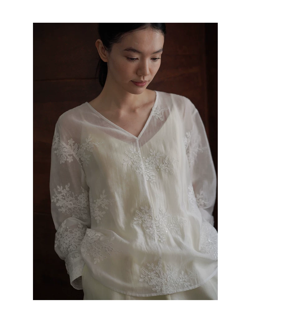 雕琢夏日重工刺繡提花萊賽爾亞麻長袖薄款長袖V領罩衫女,雕琢夏日重工刺繡提花萊賽爾亞麻長袖薄款長袖V領罩衫女,HBFS1160,雕琢夏日重工刺繡提花萊賽爾亞麻長袖薄款長袖V領罩衫女,重工繡花,微透顯瘦