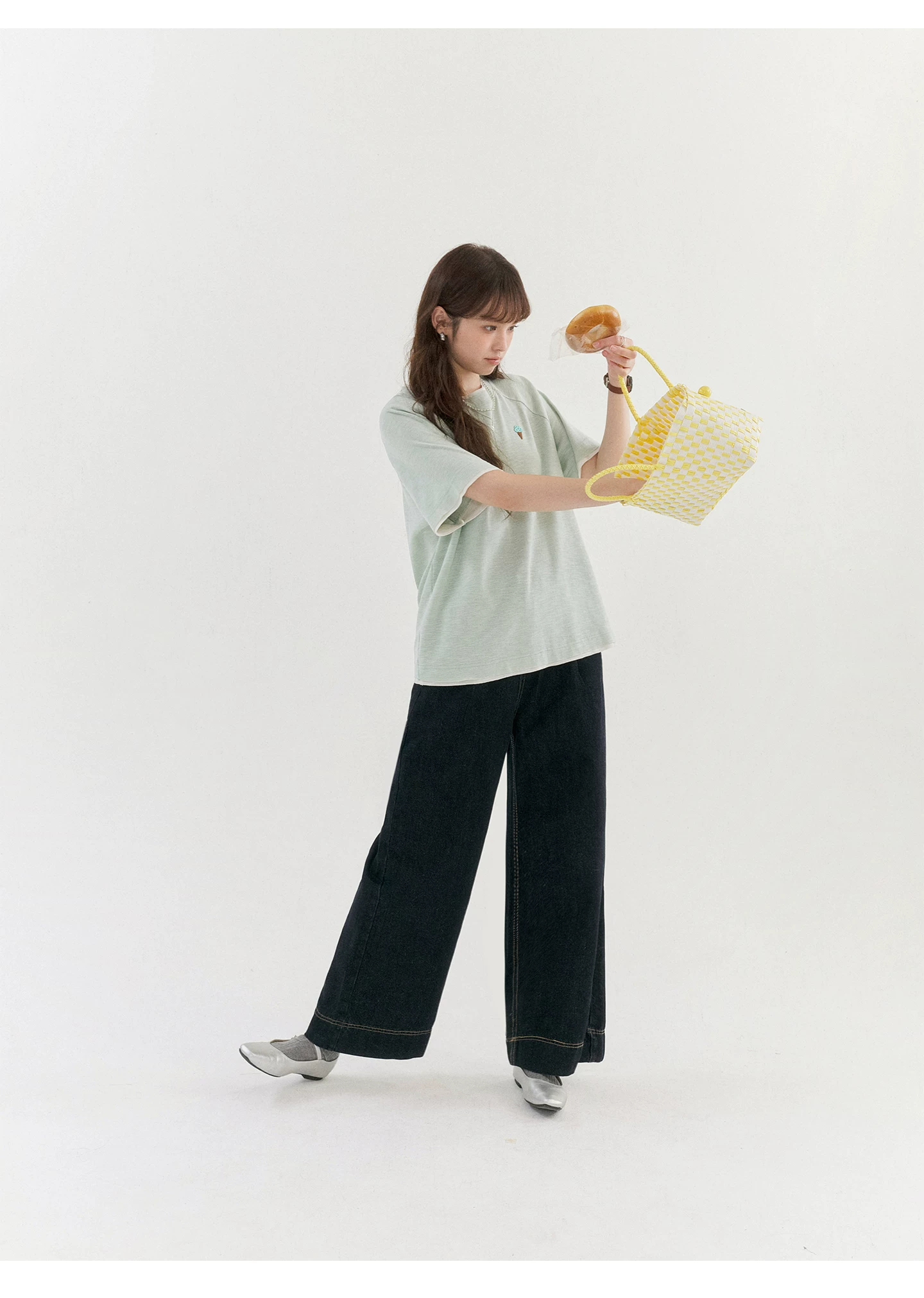 復古黑藍色高腰寬鬆牛仔褲女26夏季新款百搭直筒長褲,復古黑藍色高腰寬鬆牛仔褲女26夏季新款百搭直筒長褲,HBFS3083,復古黑藍色高腰寬鬆牛仔褲女26夏季新款百搭直筒長褲,高腰直筒,丹寧面料