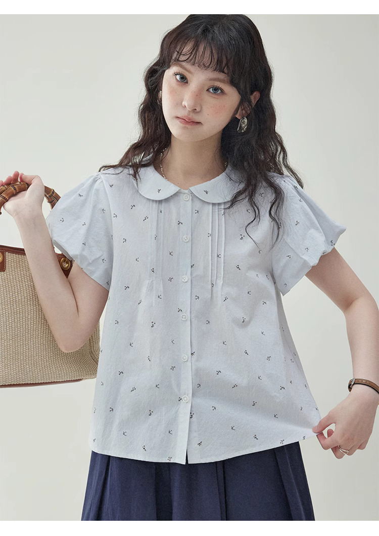 甜美泡泡袖純棉小花襯衫女夏季娃娃領單排扣上衣