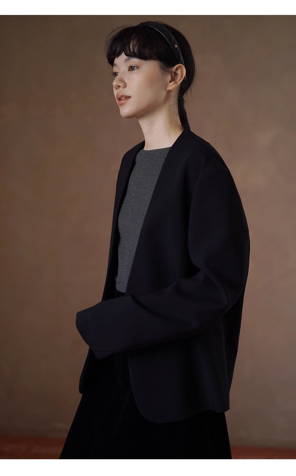 簡約時尚知識分子西裝寬鬆輪廓顯瘦V領高智感氣場外套女