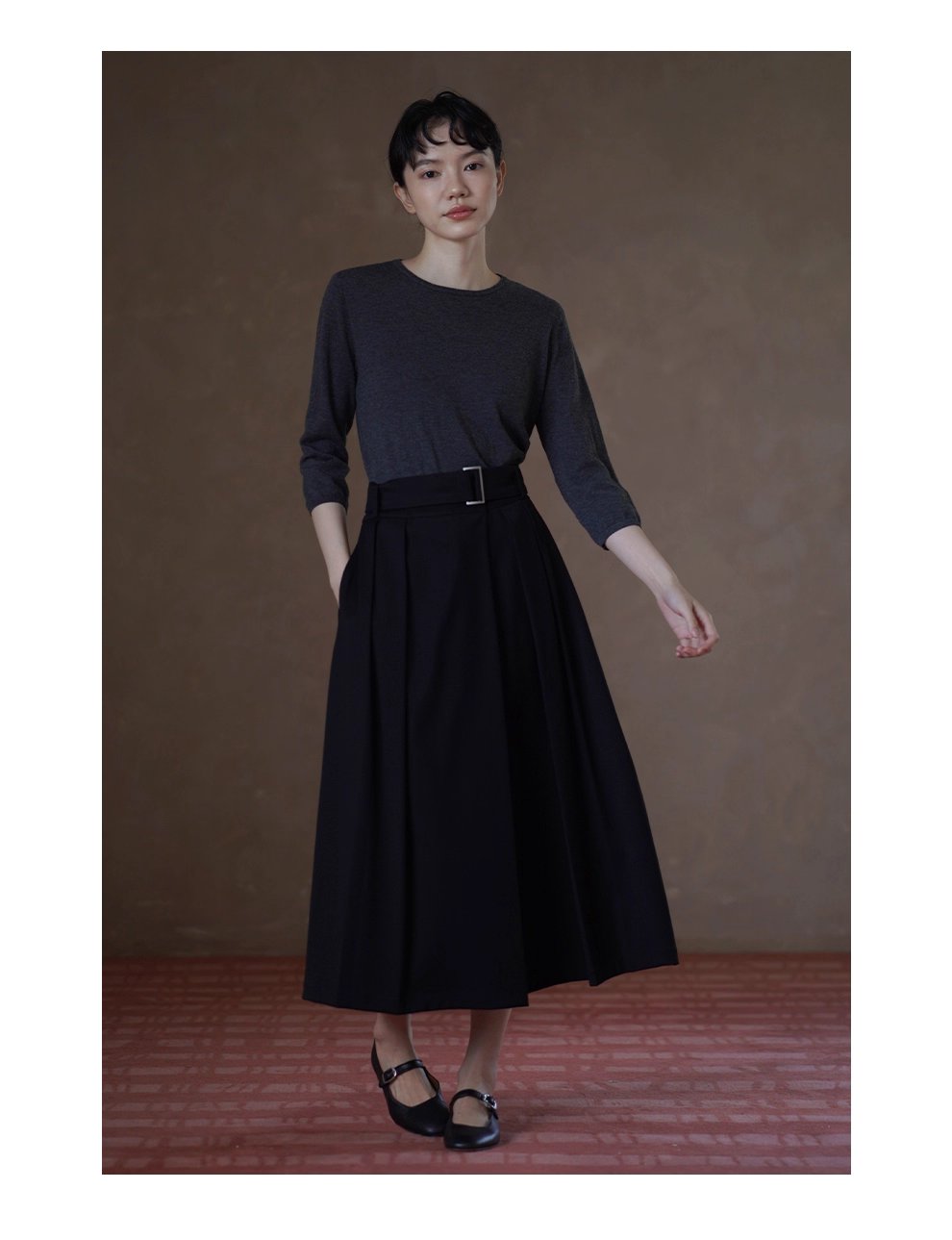 簡約仙品內搭羊毛混紡輕薄合身柔軟親膚圓領針織上衣女