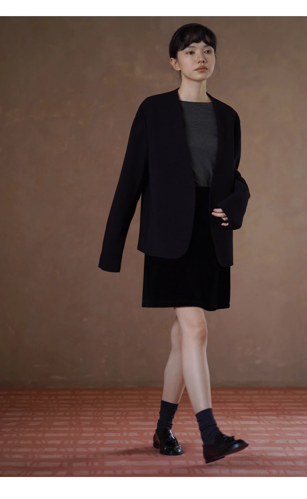 S級基本款內搭深花灰肌理彈性顯瘦合身一字領長袖上衣女