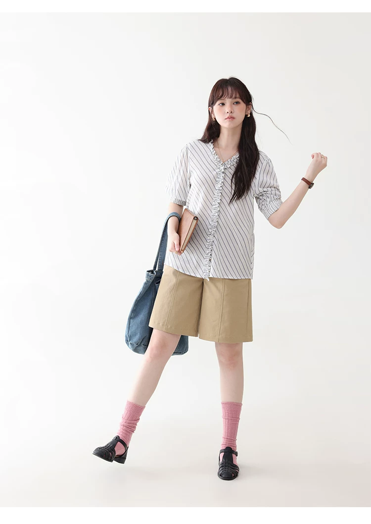 藍條紋v領木耳邊襯衫女夏季新款純棉五分袖上衣,藍條紋v領木耳邊襯衫女夏季新款純棉五分袖上衣,HBFS1098,藍條紋v領木耳邊襯衫女夏季新款純棉五分袖上衣,荷葉邊領,全棉面料