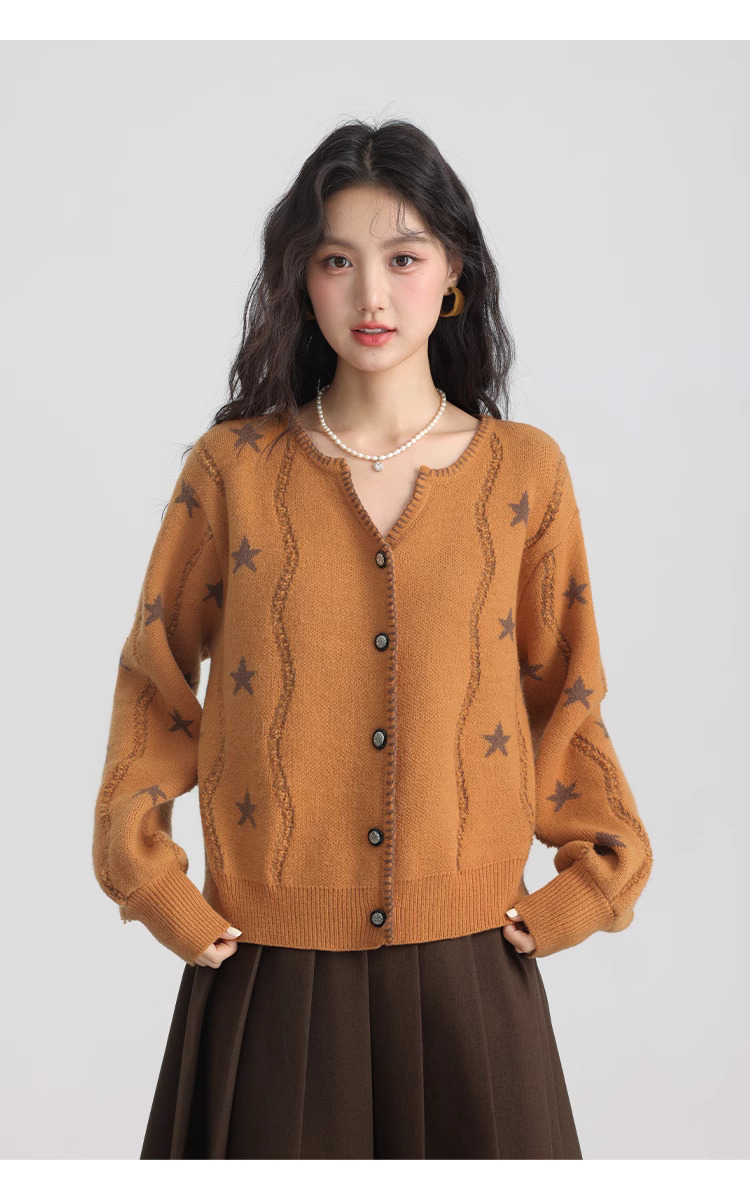 設計感毛衣女外套胖mm顯瘦針織衫開衫,設計感毛衣女外套胖mm顯瘦針織衫開衫秋冬內搭打底上衣,HBEW5987,設計感毛衣女外套胖mm顯瘦針織衫開衫,V領排扣,星星針織