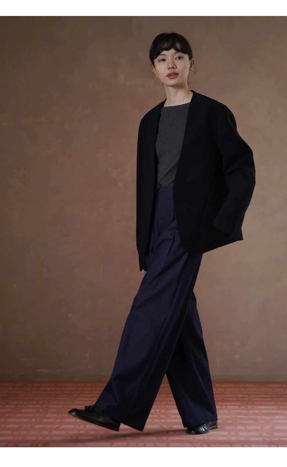 S級基本款內搭深花灰肌理彈性顯瘦合身一字領長袖上衣女