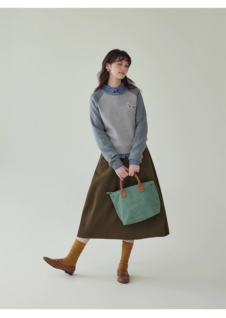 拼色插肩長袖短版針織衫女秋季新款小狗刺繡上衣