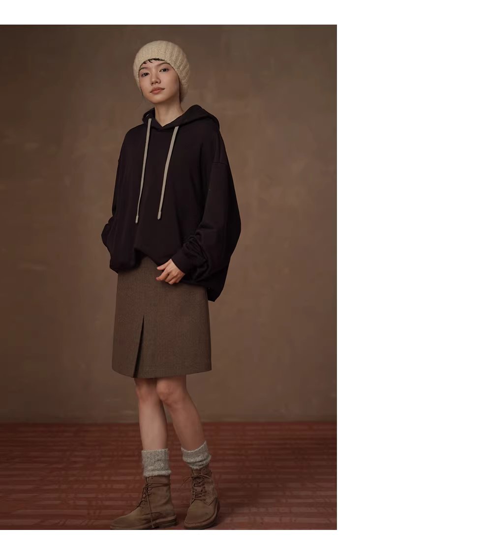 復古少女感綿羊毛混紡挺括呢料靈動褶襉高腰顯瘦半身裙,復古少女感綿羊毛混紡挺括呢料靈動褶襉高腰顯瘦半身裙,HBEW2042,復古少女感綿羊毛混紡挺括呢料靈動褶襉高腰顯瘦半身裙,口袋造型,羊毛混紡