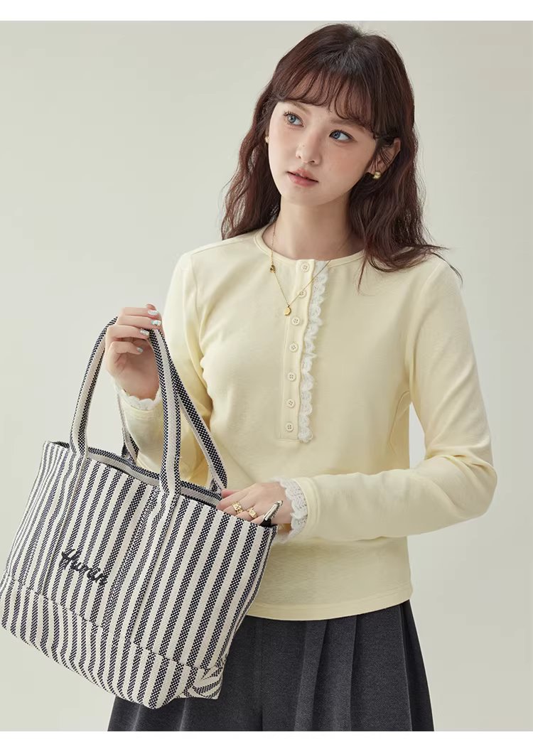 蕾絲拼接半開扣T恤女冬季新款純色打底長袖上衣,蕾絲拼接半開扣T恤女冬季新款純色打底長袖上衣,HBEW1199,蕾絲拼接半開扣T恤女冬季新款純色打底長袖上衣,蕾絲拼接,修身版型