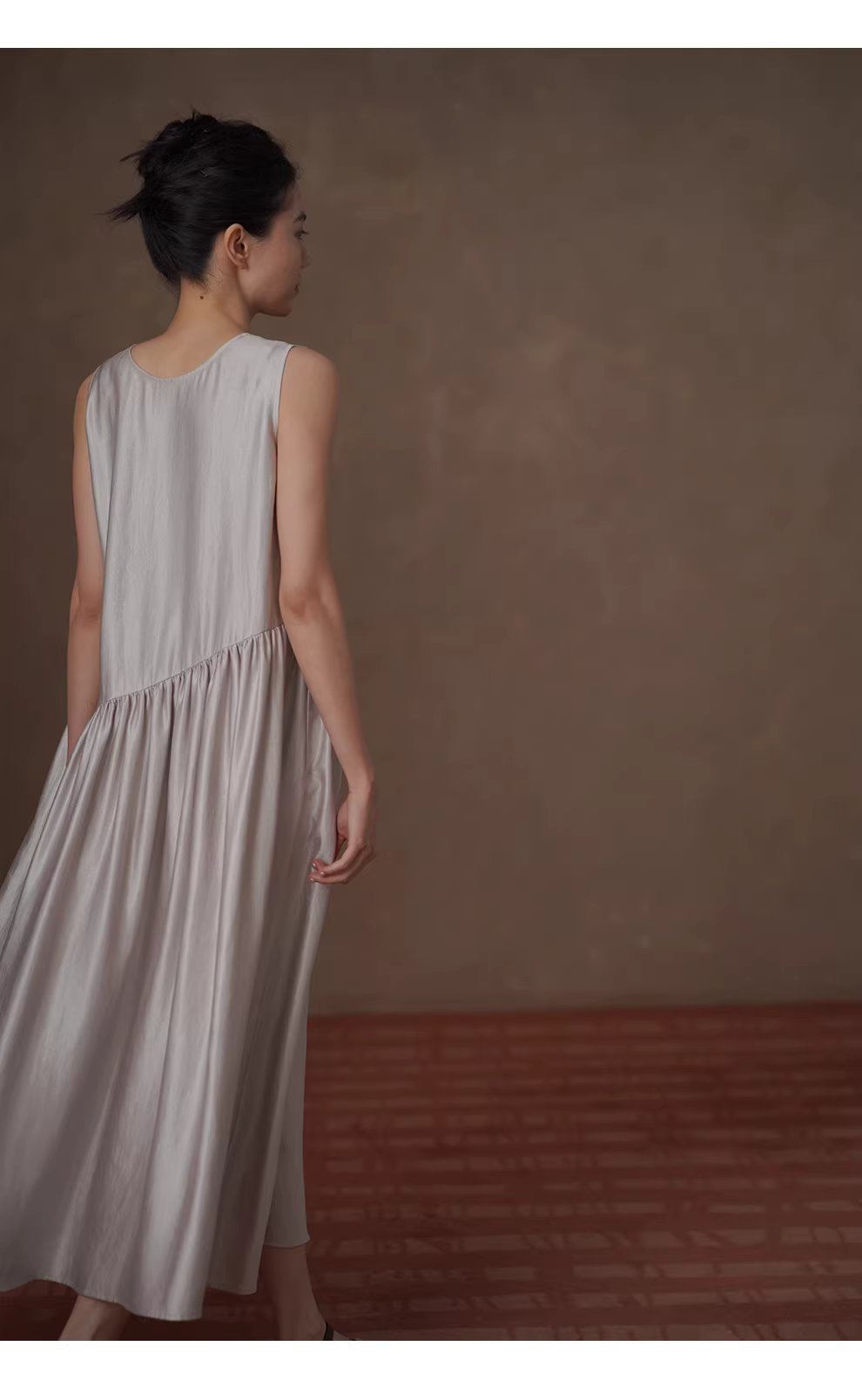 柔美少女粉紅月光垂軟顯瘦V領寬鬆無袖長A字背心洋裝,柔美少女粉紅月光垂軟顯瘦V領寬鬆無袖長A字背心洋裝,HBFS7015,柔美少女粉紅月光垂軟顯瘦V領寬鬆無袖長A字背心洋裝,細膩珠光,內搭疊穿