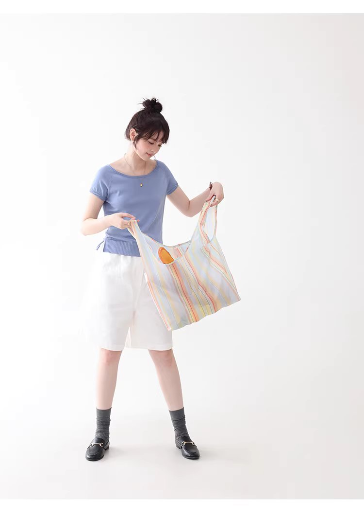 純色小一字領側開叉針織衫女夏新款慵懶顯瘦短袖上衣,純色小一字領側開叉針織衫女夏新款慵懶顯瘦短袖上衣,HBFS1051,純色小一字領側開叉針織衫女夏新款慵懶顯瘦短袖上衣,側邊開衩,薄款針織