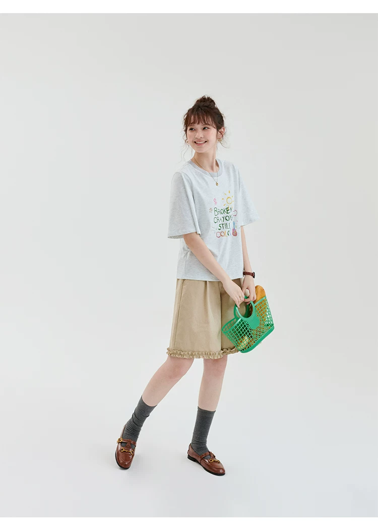 減齡字母印花喇叭袖T恤女夏季新款鏤空圓領上衣,減齡字母印花喇叭袖T恤女夏季新款鏤空圓領上衣,HBFS1260,減齡字母印花喇叭袖T恤女夏季新款鏤空圓領上衣,童趣印花,舒適面料