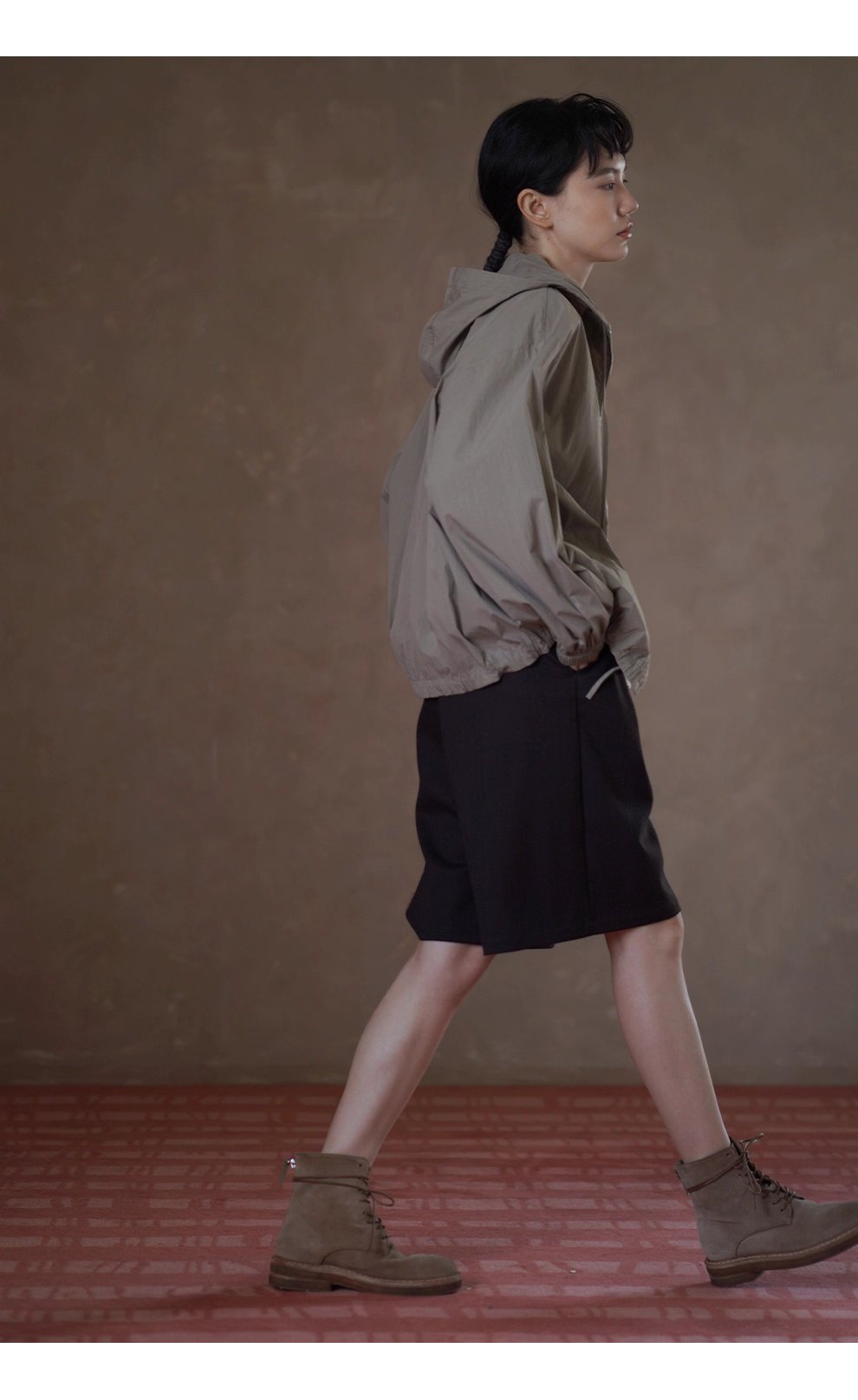 健行溯溪無負擔輕戶外透氣寬鬆H版型顯瘦連帽沖風衣外套