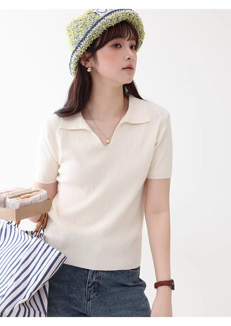 純色扭花翻V領短袖針織衫女26夏季新款溫柔顯瘦上衣,純色扭花翻V領短袖針織衫女26夏季新款溫柔顯瘦上衣,HBFS1054,純色扭花翻V領短袖針織衫女26夏季新款溫柔顯瘦上衣,V型翻領,修身版型