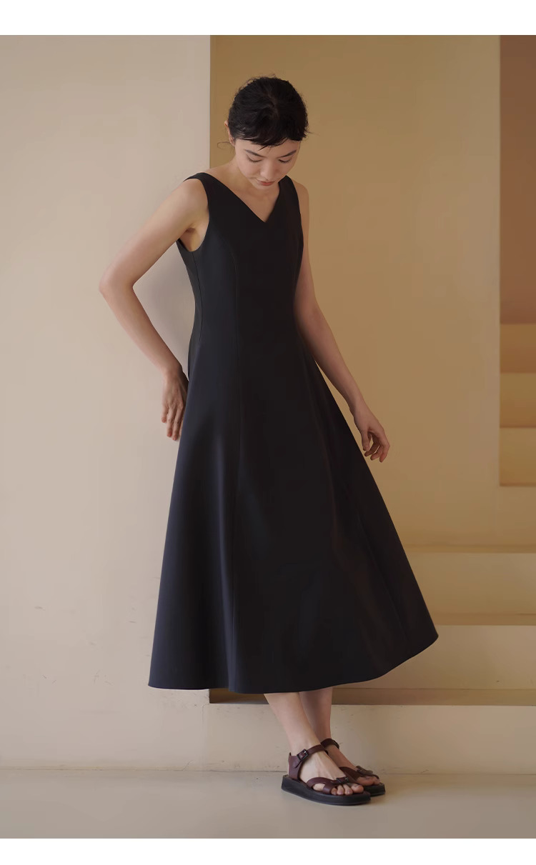 搖曳漫步優雅洋裝無袖V領收腰立裁遮肉大裙擺通勤裙子