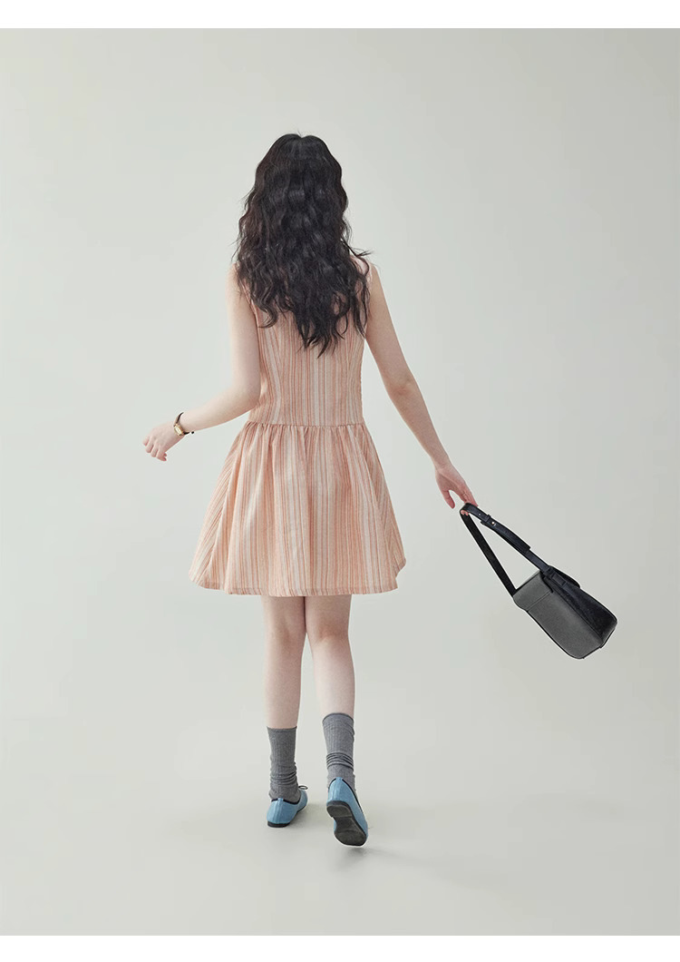 甜美圖案無袖背心洋裝女夏季新款顯瘦a字短裙